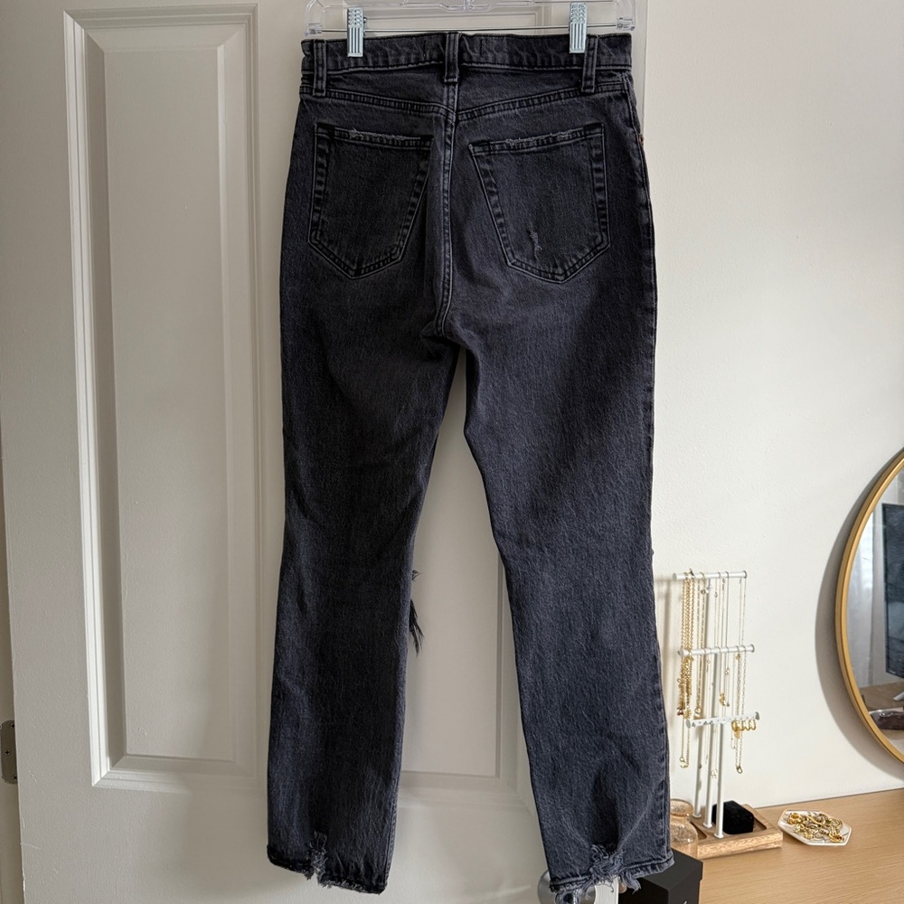 Abercrombie & Fitch Ultra High Rise 90s Straight Jean Destroyed Black Size 26 2S - Picture 3 of 4